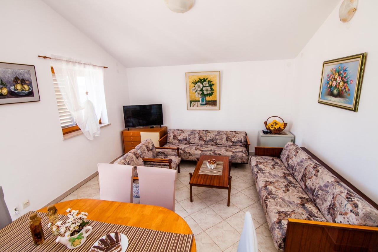 Апартаменты Apartman Kristina Банджоле Экстерьер фото